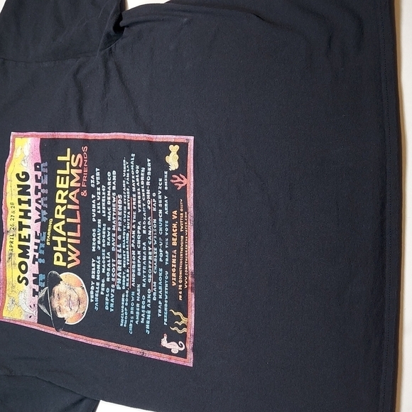 Pharrell Williams - Something In The Water Festival T-shirt Size M/L - Picture 10 of 10